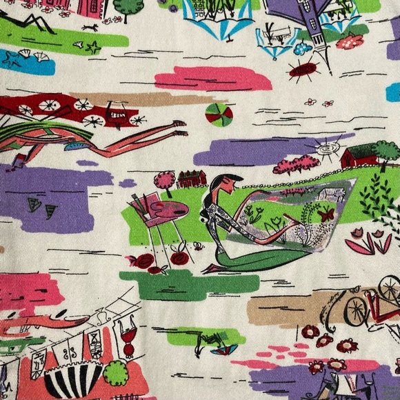 Carolina Blues Colorful Capris with Mid Century Illustrations | Stretch Cotton - Picture 10 of 10